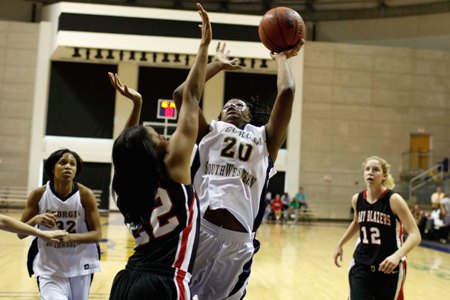 Lady Hurricanes rally to defeat Valdosta State, 59-55