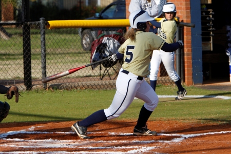 Lady Hurricanes swept at Armstrong Atlantic