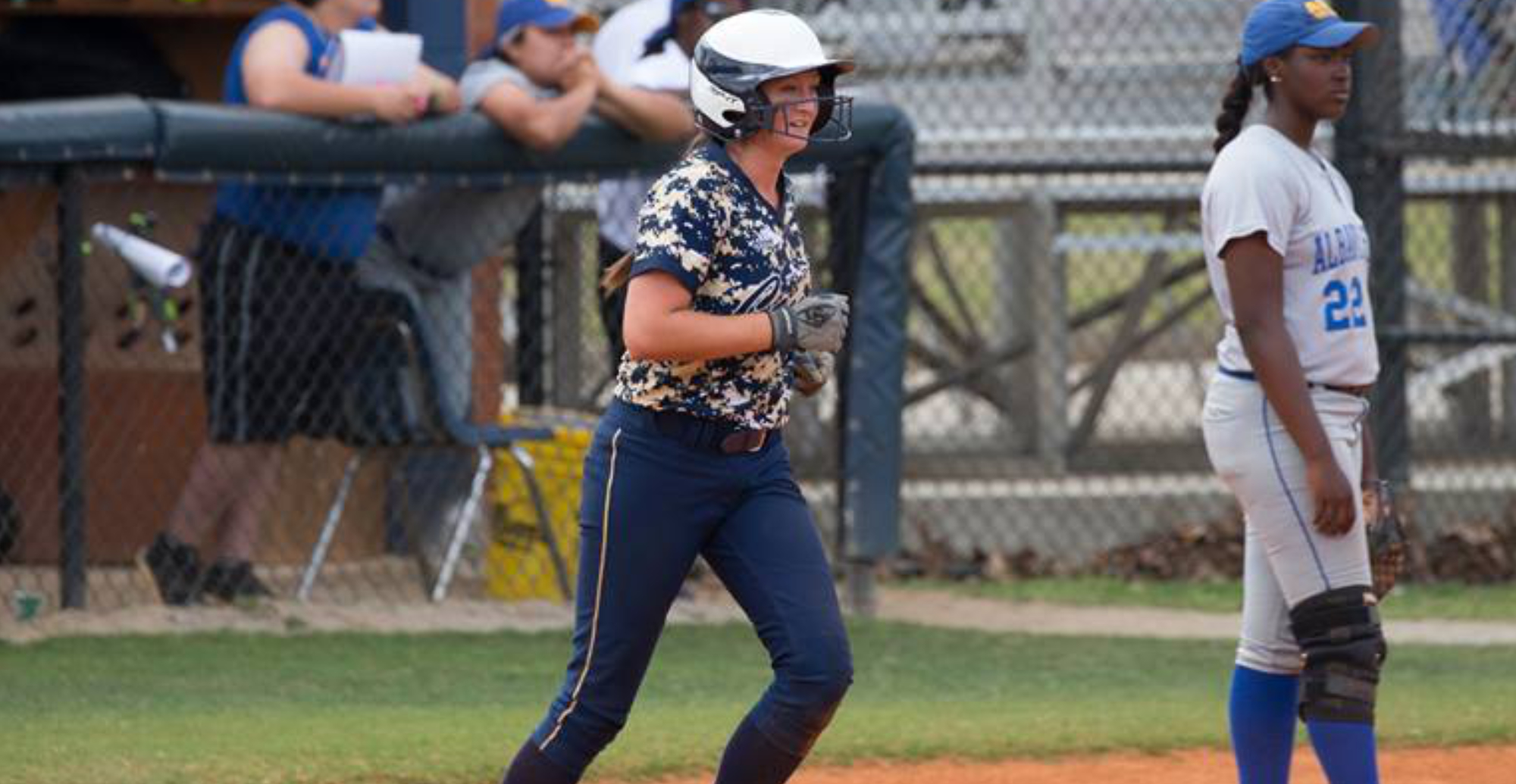 Gibson, Kuerzi Power Lady Canes To Sweep Of Golden Rams